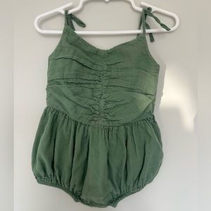 Kate Quinn onesie/bubble